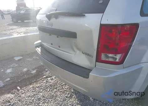 2005 Jeep Grand Cherokee Laredo z USA, uszkodzony, nr VIN 1J4GR48KX5C567771